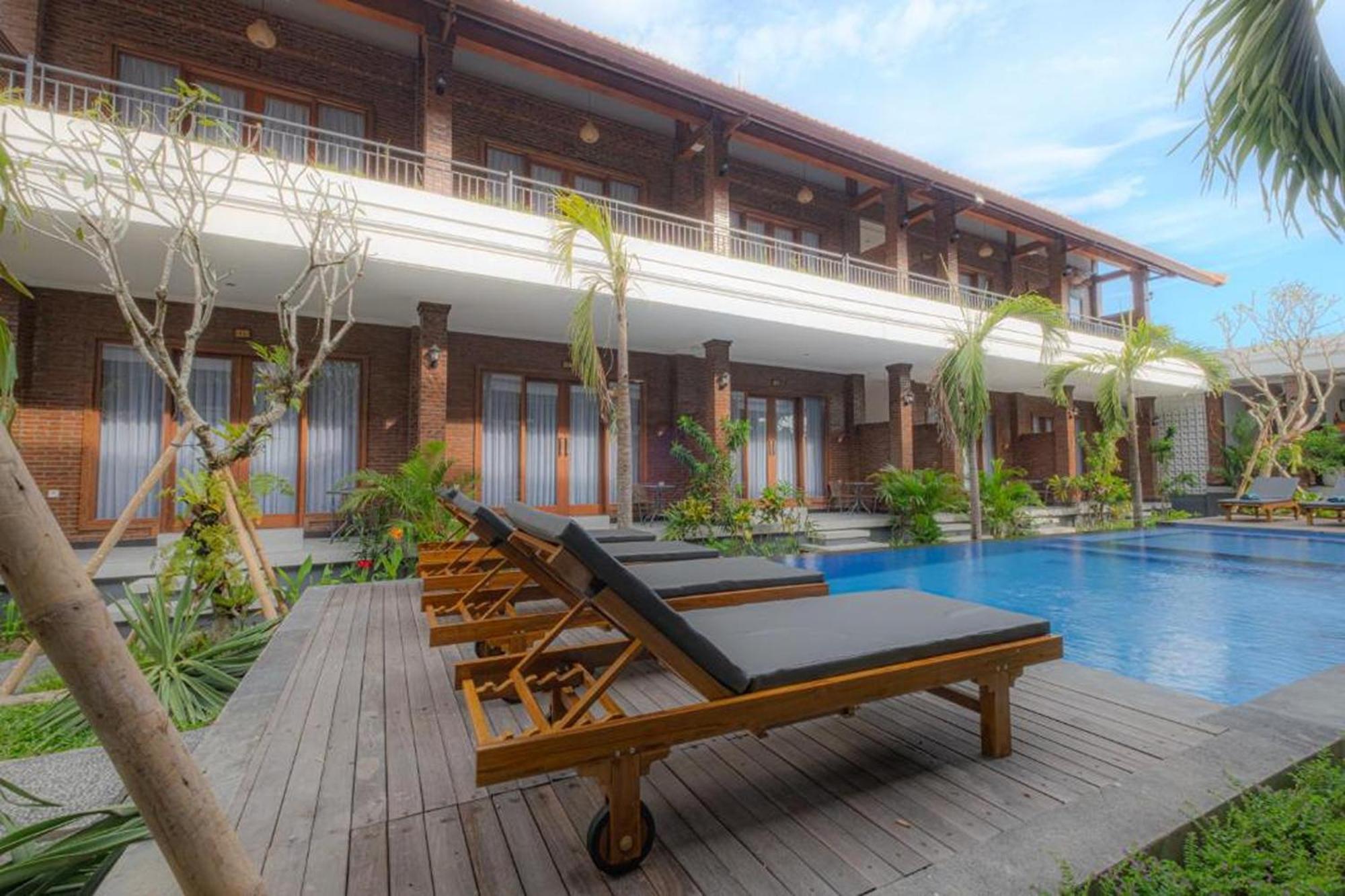 Bali Bata Canggu Guesthouse Buitenkant foto